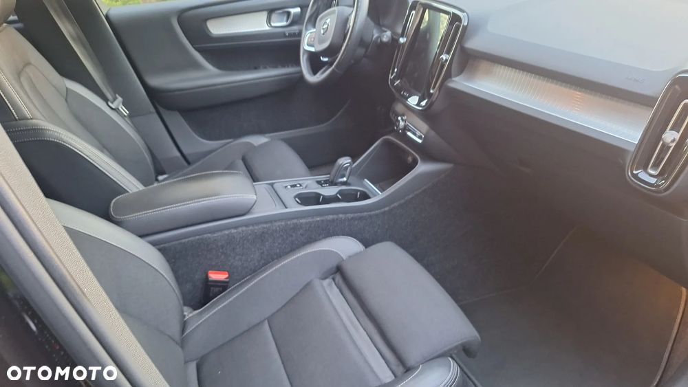 Volvo XC 40 T4 Geartronic Momentum - 16