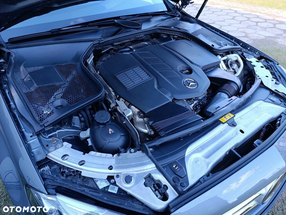 Mercedes-Benz Klasa C 300 d 9G-TRONIC - 7