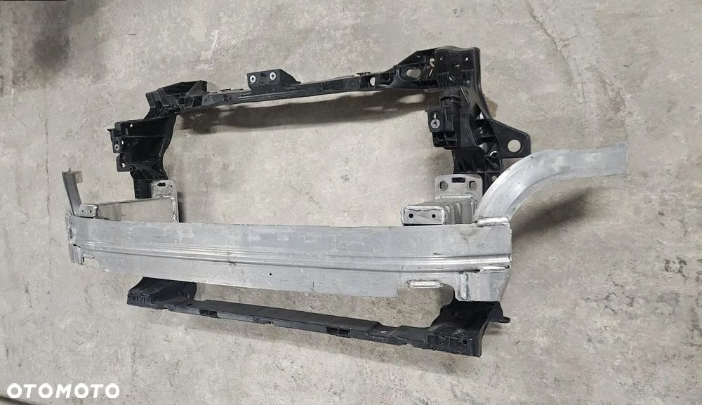 IDEALNY Pas przedni i belka Audi SQ7 i SQ8 4M0805594E 4M0807109E - 3