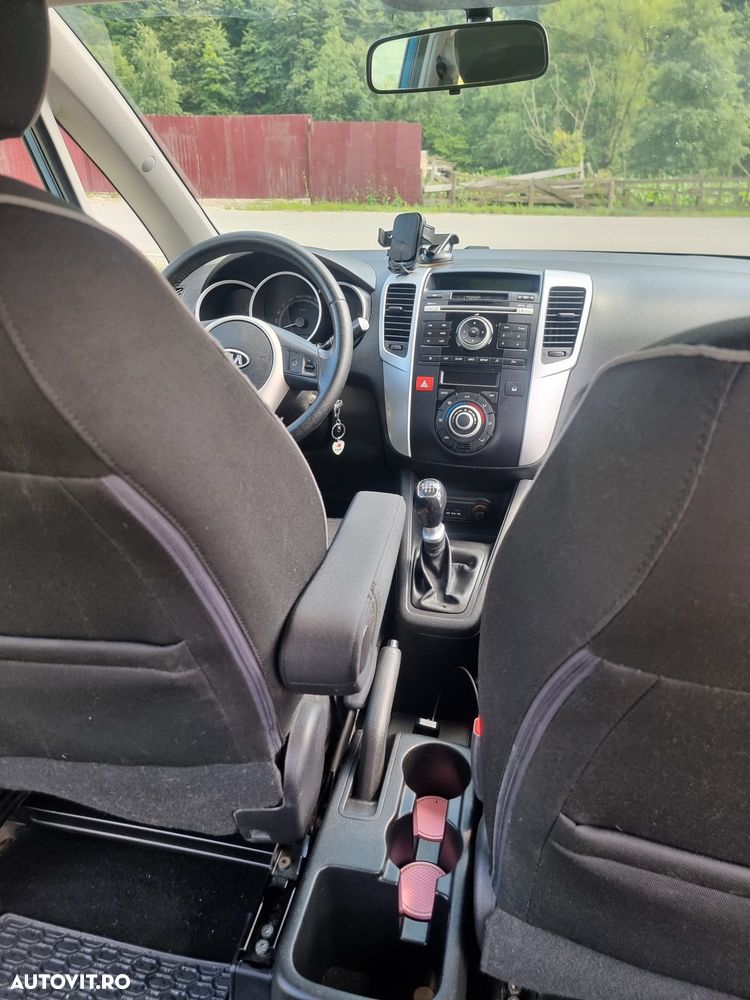 Kia Venga - 7