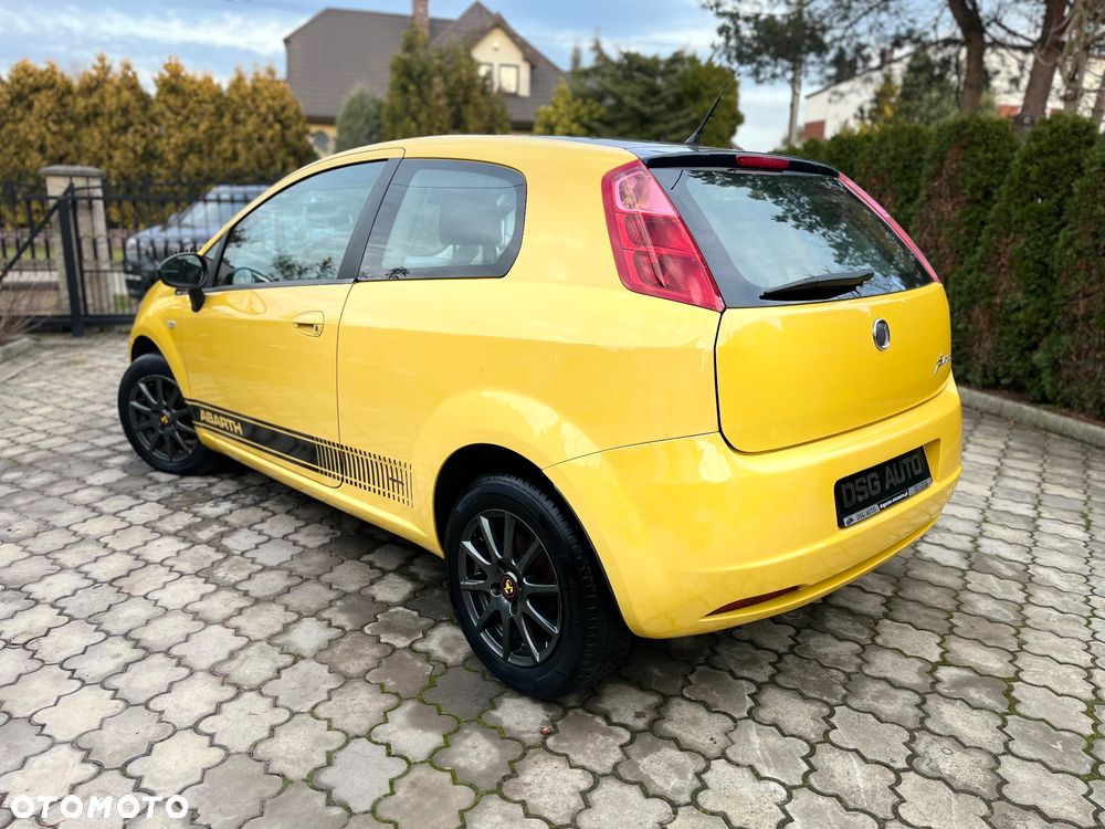 Fiat Grande Punto - 22