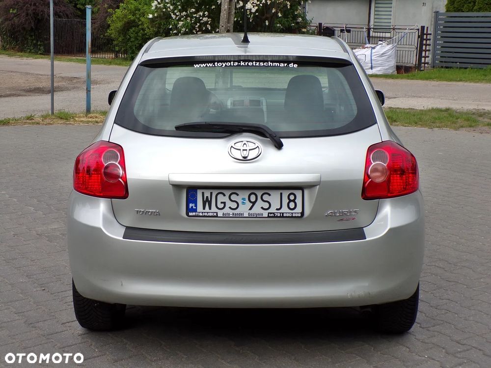 Toyota Auris 1.4 D-4D Life+ - 9
