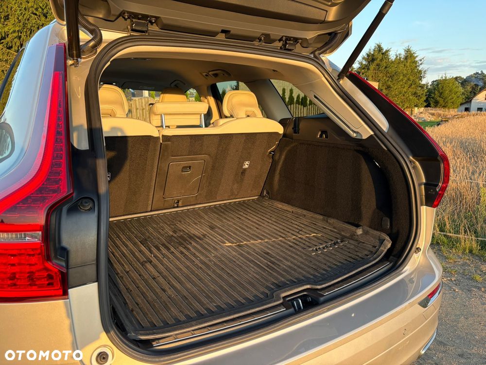 Volvo XC 60 D4 AWD Inscription - 19