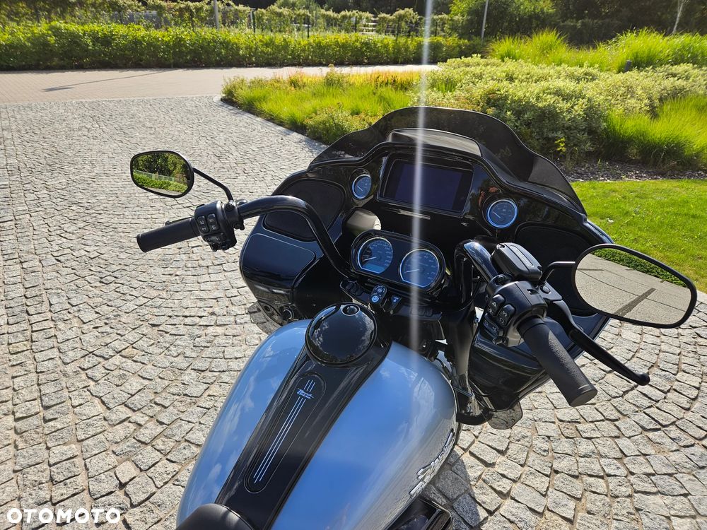 Harley-Davidson Trike Freewheeler - 16