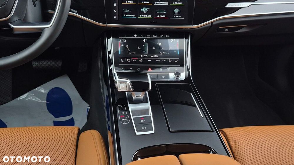 Audi A8 - 35