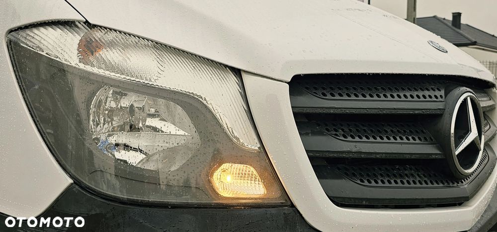 Mercedes-Benz Sprinter - 19