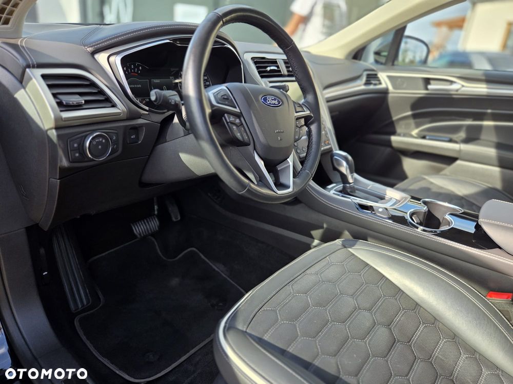 Ford Mondeo Vignale 2.0 TDCi 4WD PowerShift - 25