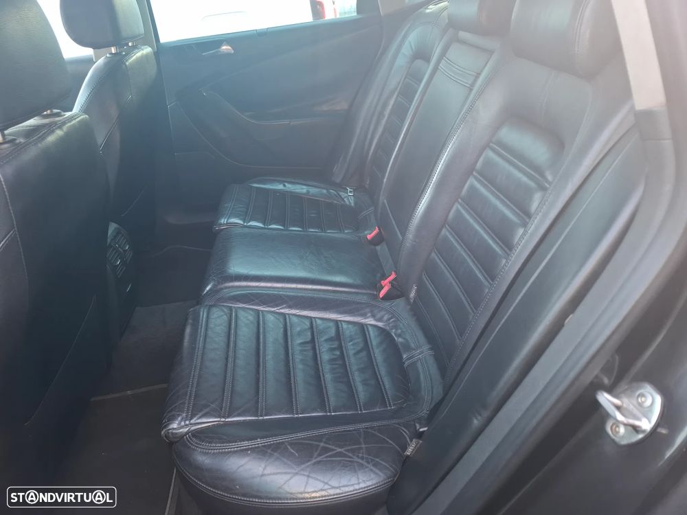 VW Passat Variant 2.0 TDi Highline - 6