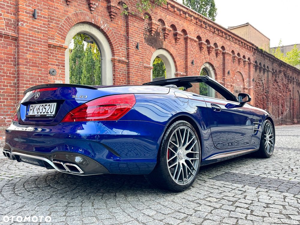 Mercedes-Benz SL 63 AMG - 19