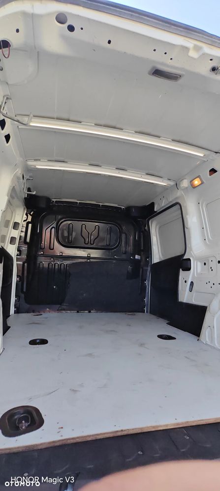 Fiat Doblo - 21