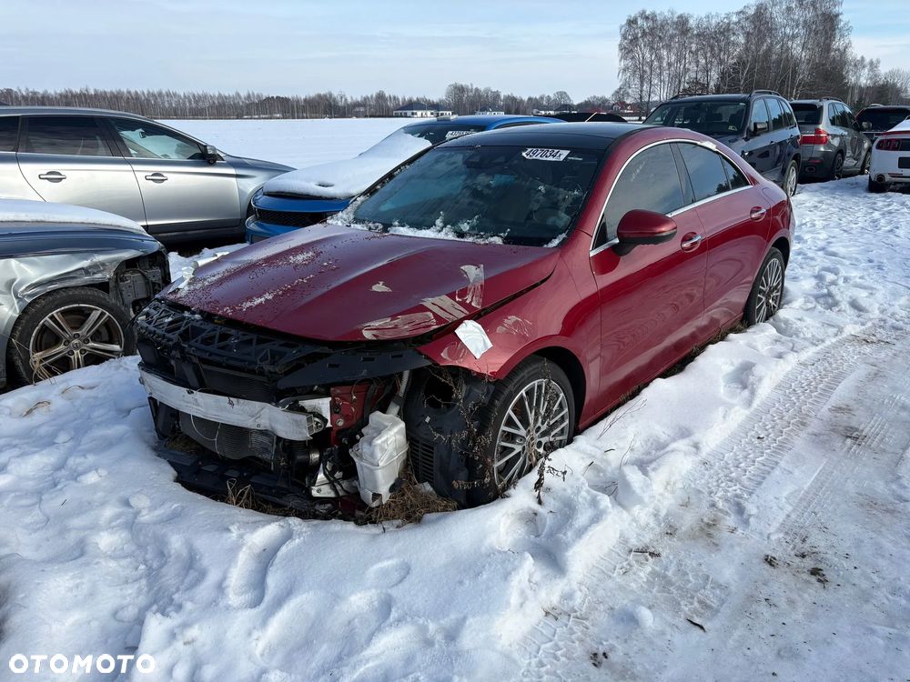Mercedes-Benz CLA 250 Progressive 7G-DCT - 7