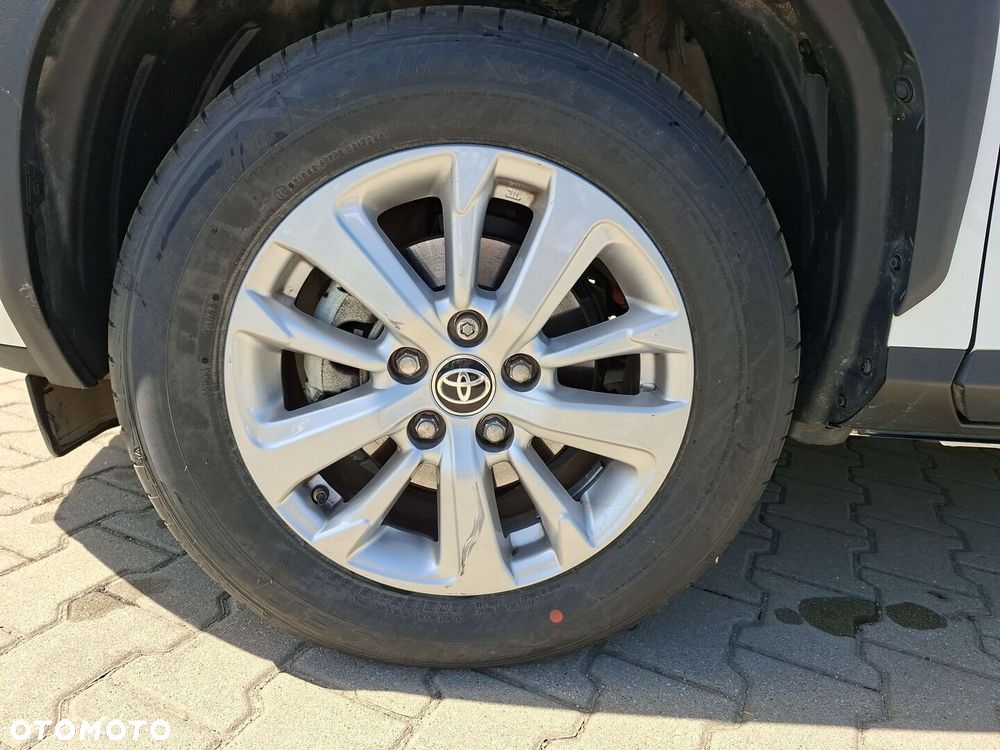 Toyota Yaris Cross - 18