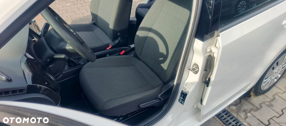 Volkswagen up! 1.0 move EU6 - 10