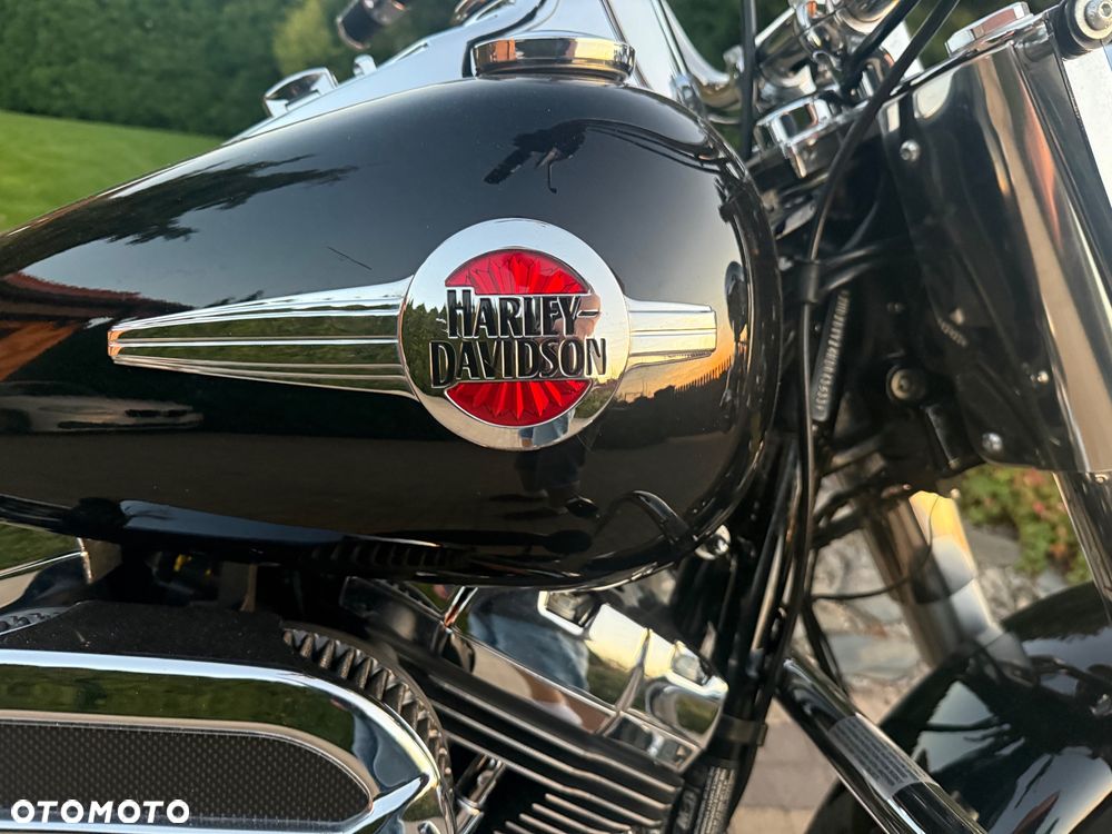 Harley-Davidson Softail Heritage Classic - 3