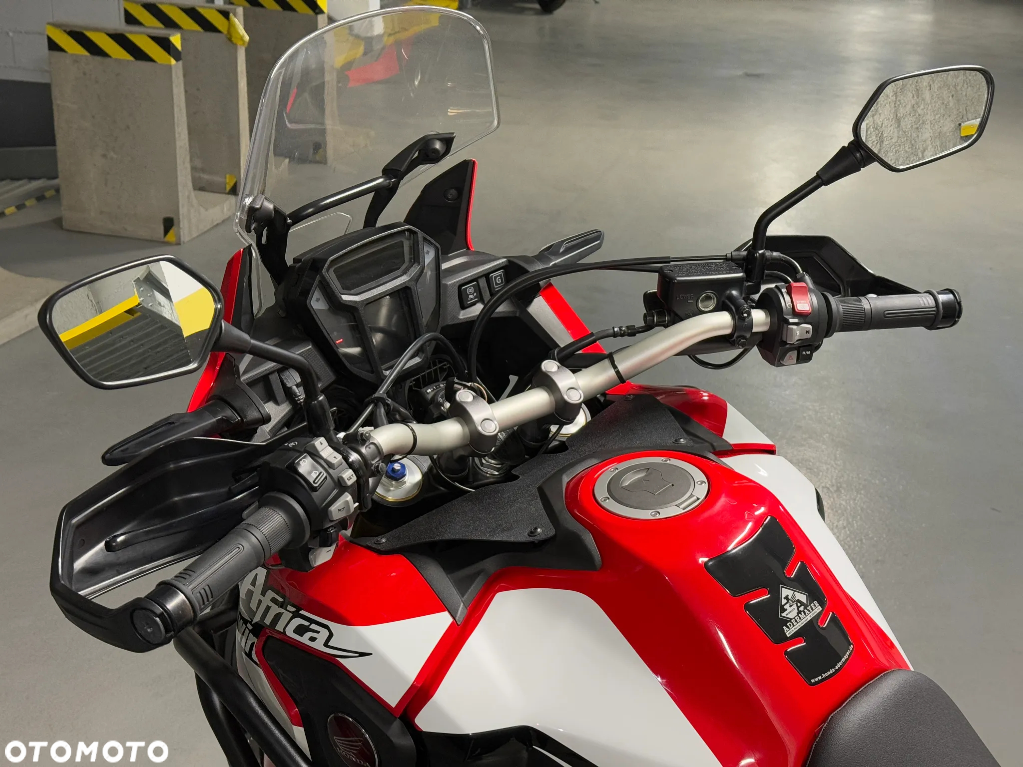 Honda CRF - 9