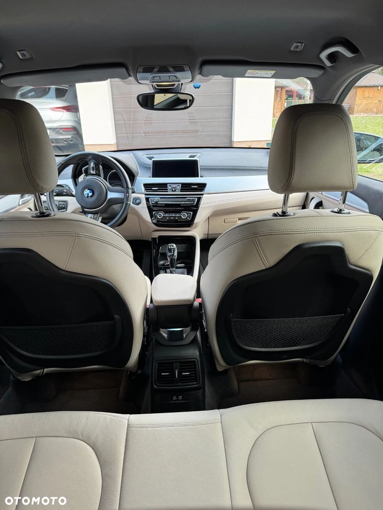 BMW X1 xDrive20i xLine - 6