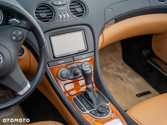 Mercedes-Benz SL - 35