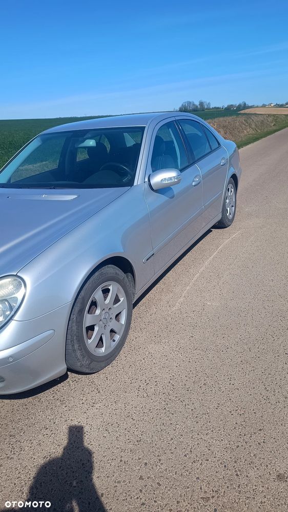 Mercedes-Benz Klasa E 200 CDI Automatik Classic DPF - 2