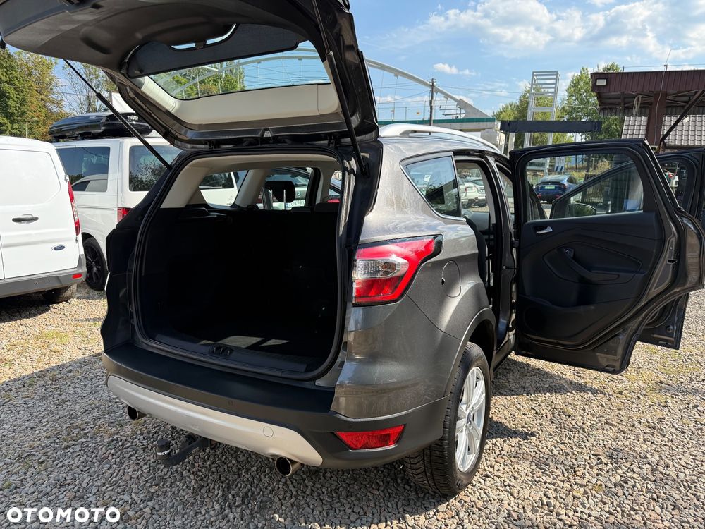 Ford Kuga - 31