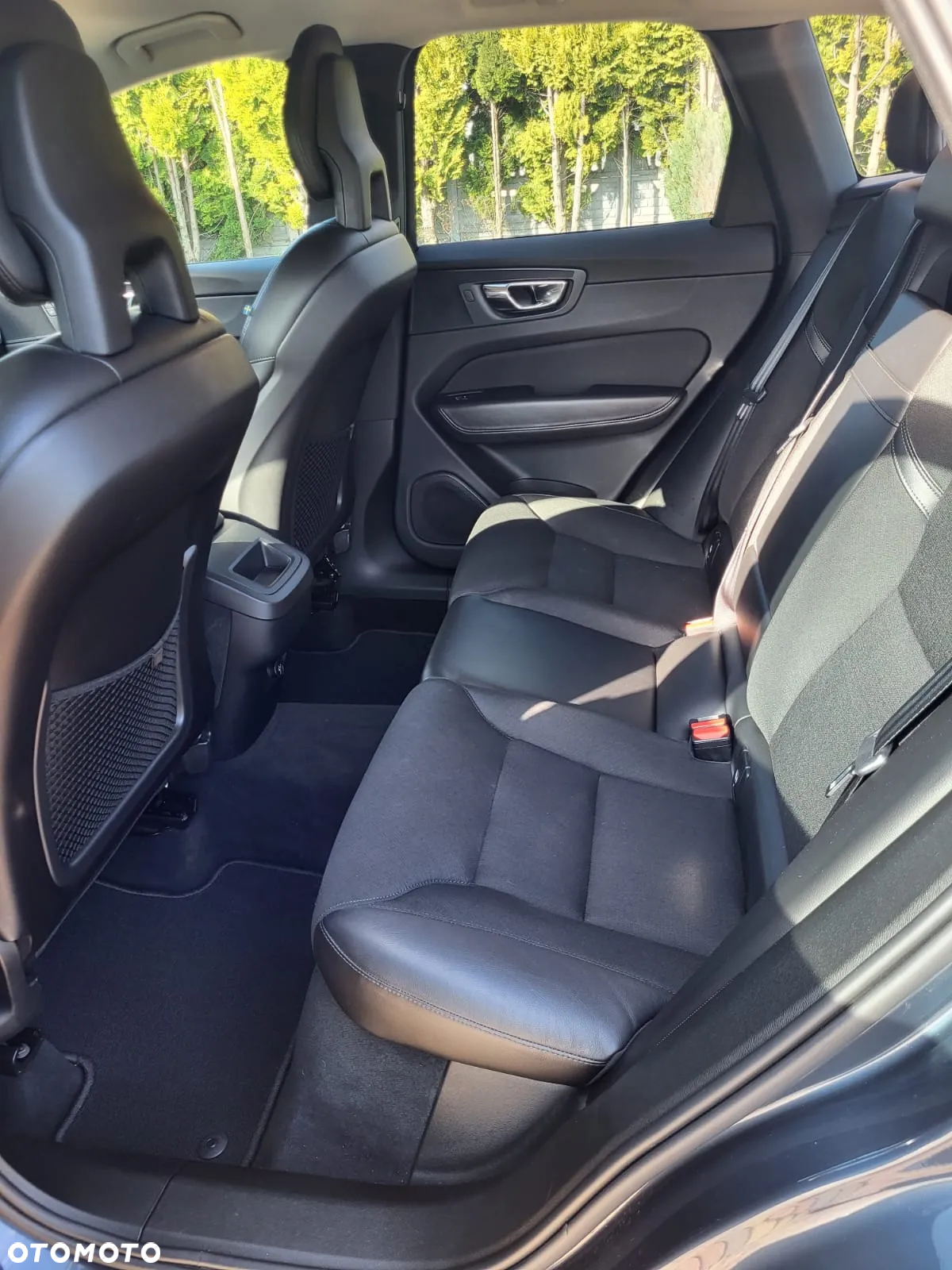 Volvo XC 60 D4 AWD Momentum - 12
