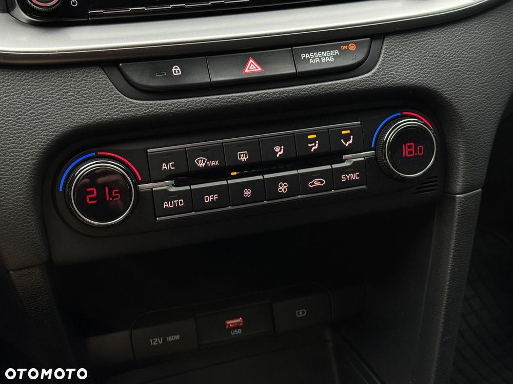 Kia Ceed 1.5 T-GDI M - 26
