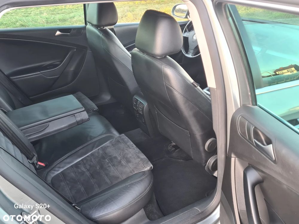 Volkswagen Passat - 15