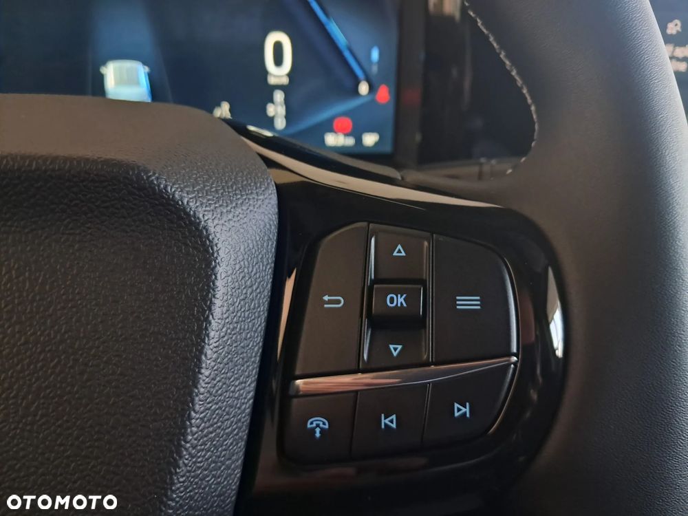Ford Transit Courier - 14