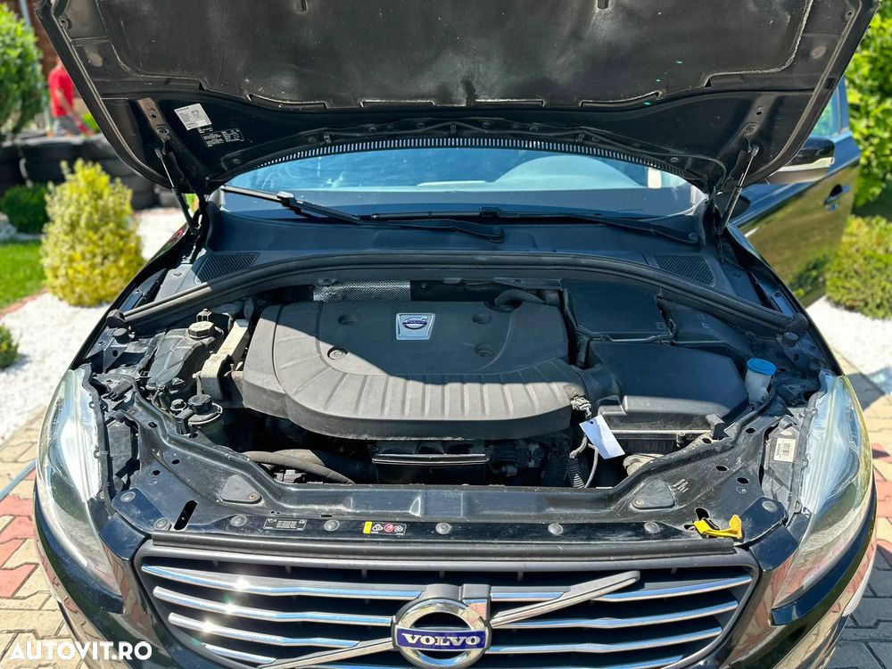 Volvo XC 60 D3 Start-Stop Momentum - 19