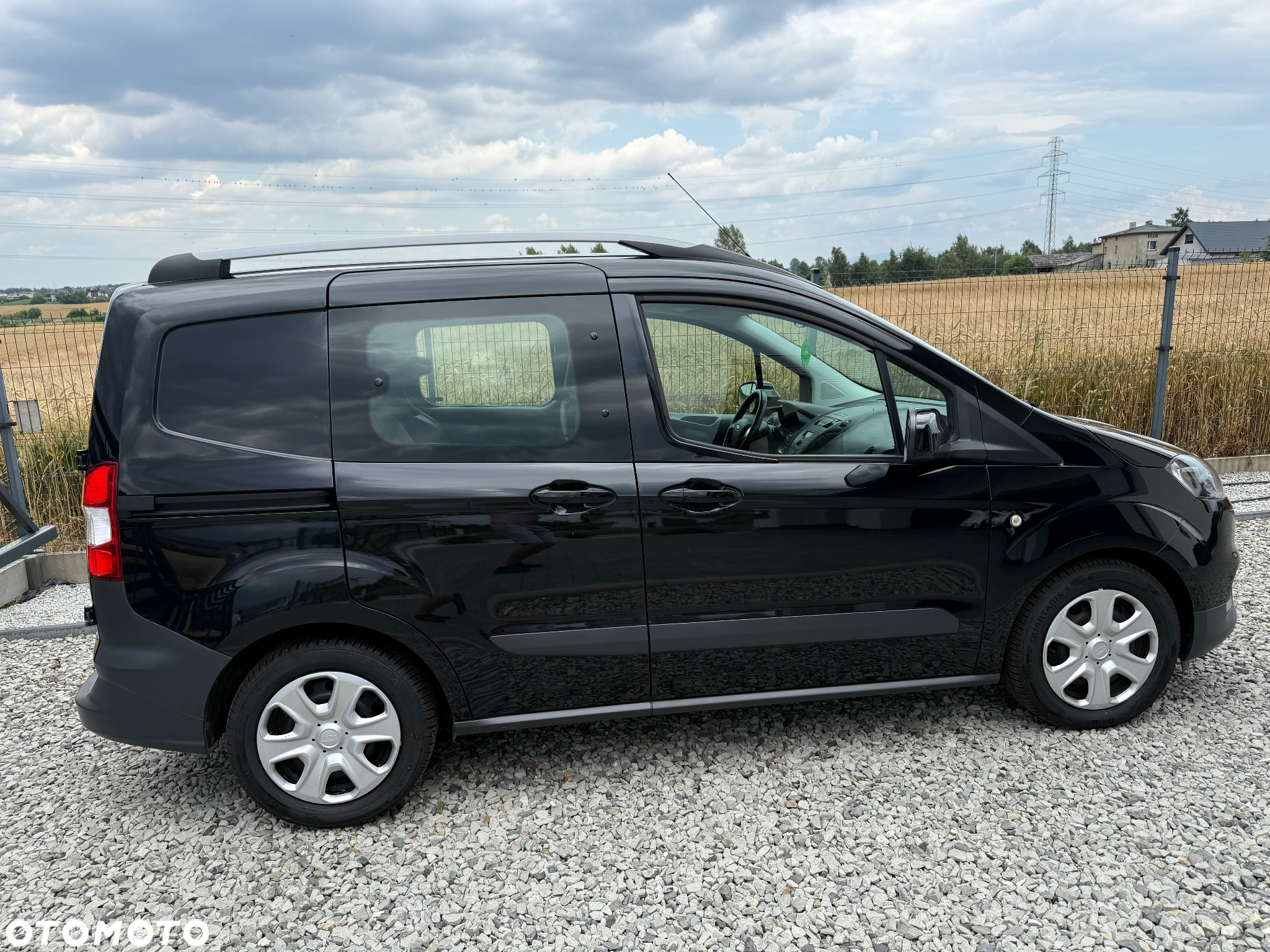 Ford Transit Courier - 8