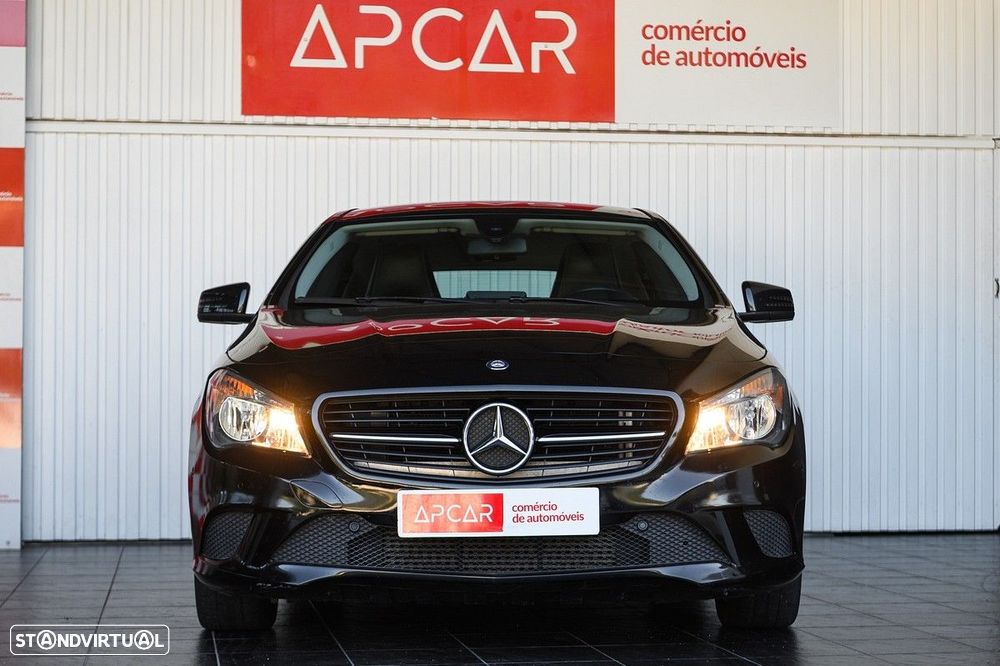 Mercedes-Benz CLA 180 d Shooting Brake Urban - 8
