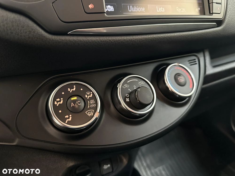 Toyota Yaris 1.33 Selection Passion - 21