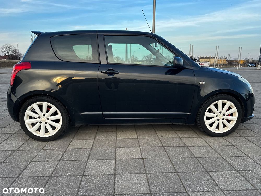 Suzuki Swift - 4