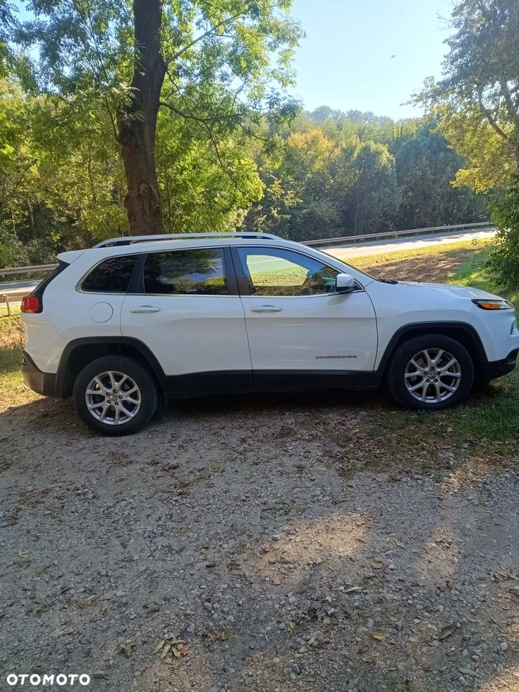 Jeep Cherokee - 2