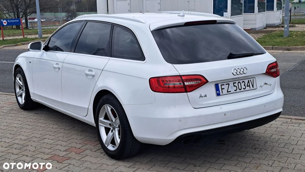 Audi A4 Avant - 4