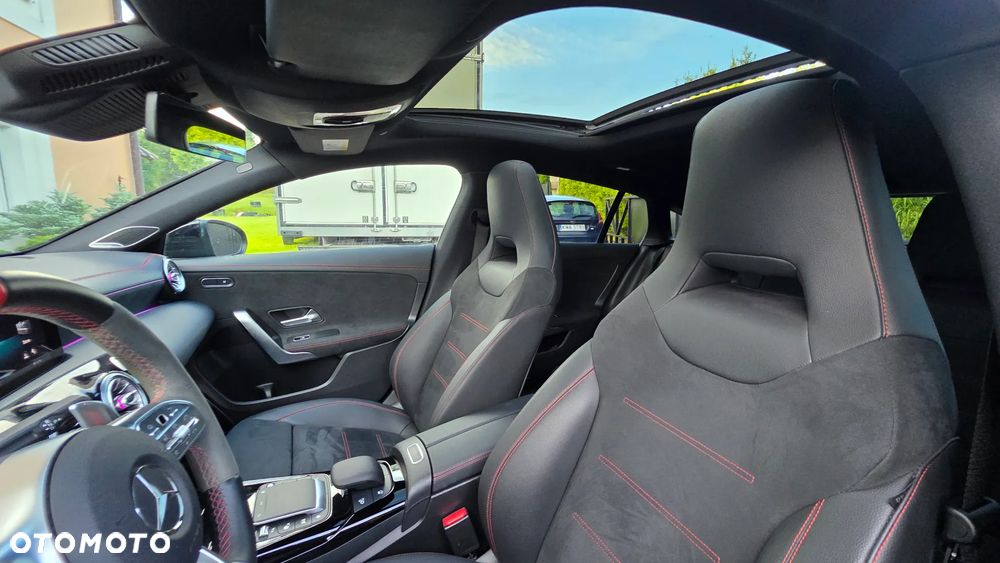 Mercedes-Benz CLA AMG 35 4-Matic 7G-DCT - 20