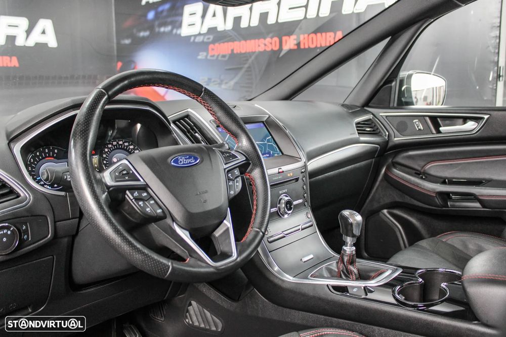 Ford S-Max 2.0 TDCi ST-Line - 26