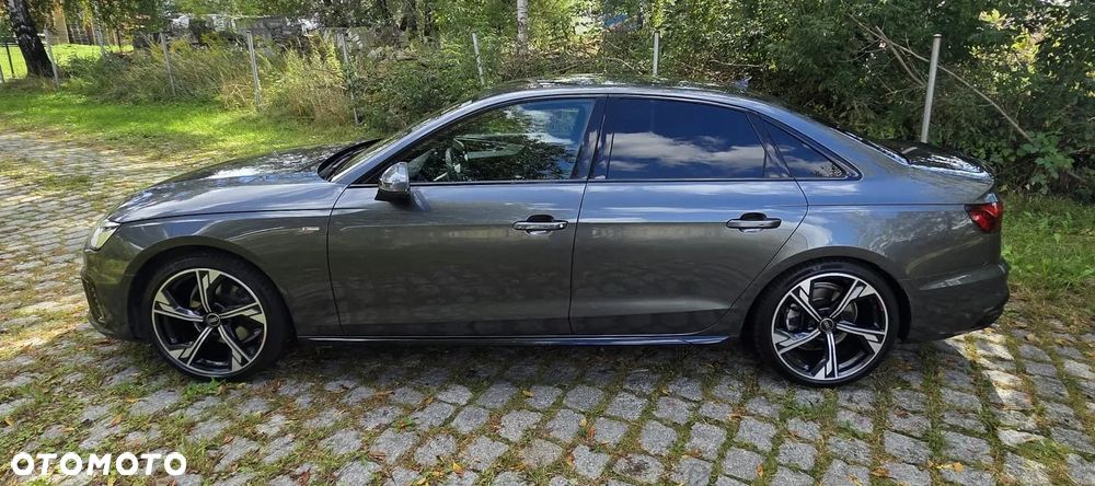 Audi A4 Limousine 35 TFSI mHEV S Line S tronic - 3