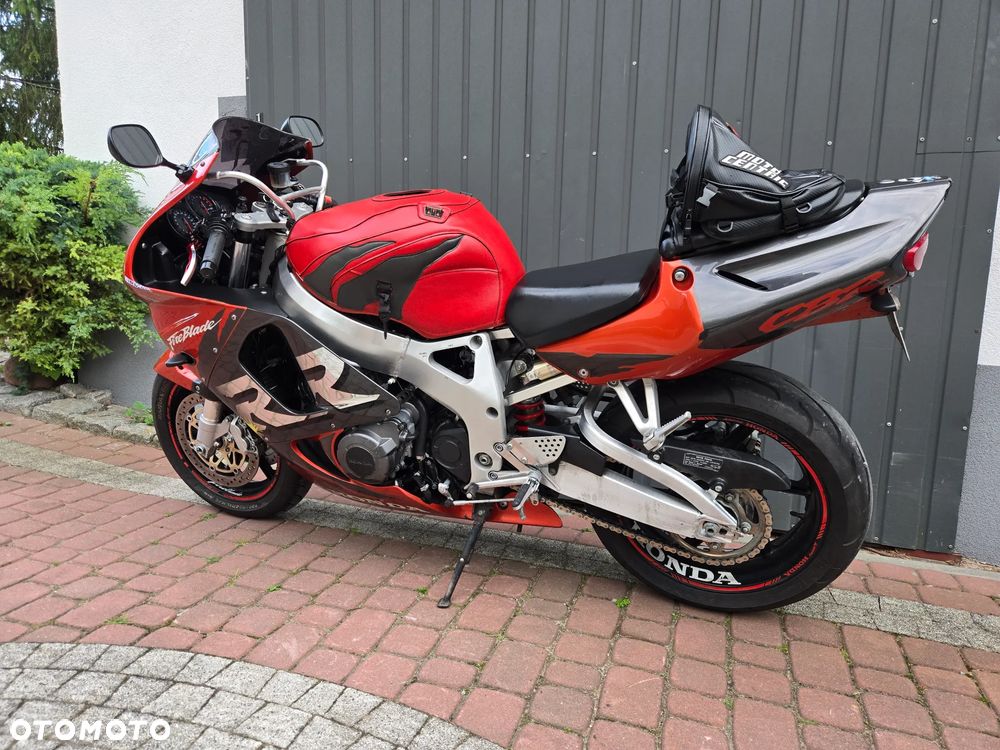 Honda CBR - 12