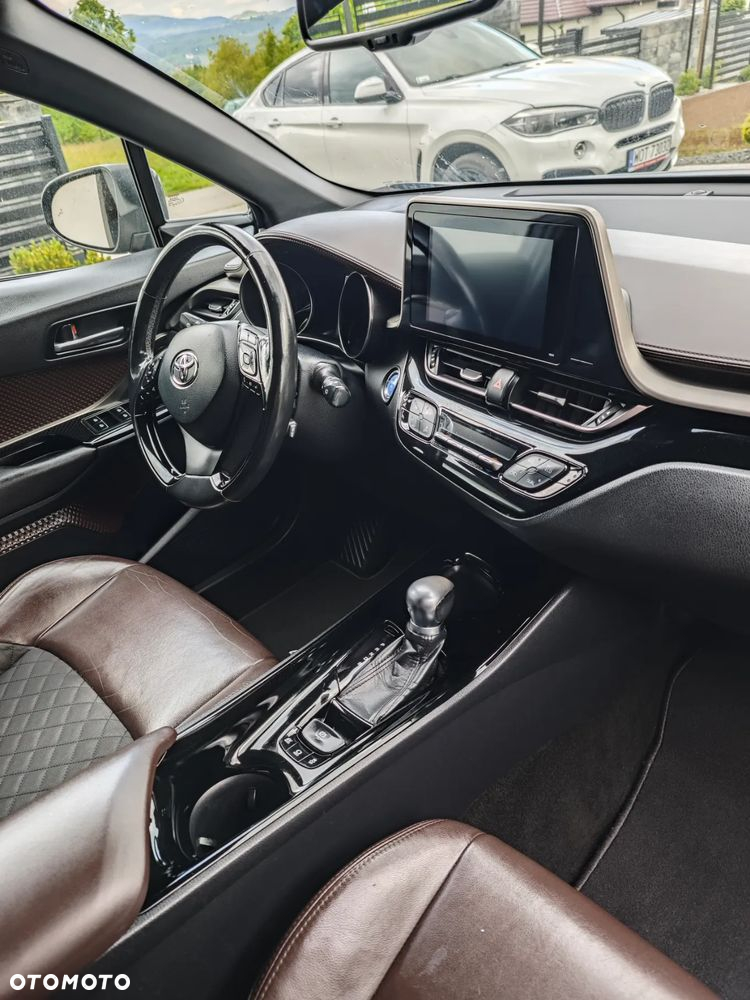 Toyota C-HR 1.8 Hybrid Prestige - 12
