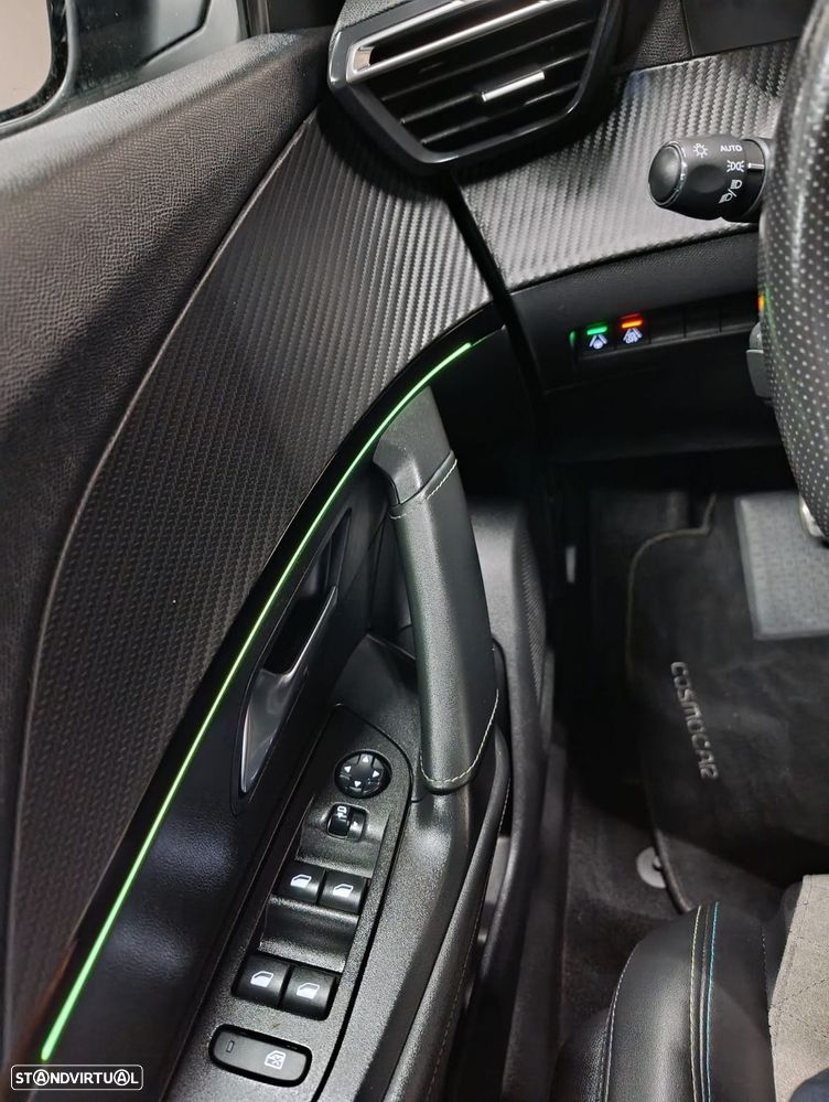 Peugeot e-2008 50 kWh GT Pack - 22