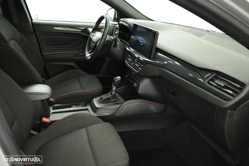 Ford Focus SW 1.0 EcoBoost MHEV ST-Line Aut. - 21