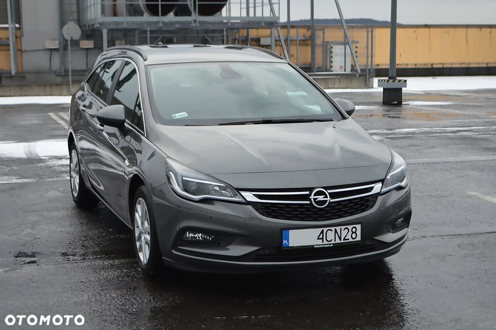 Opel Astra 1.4 T Dynamic - 24