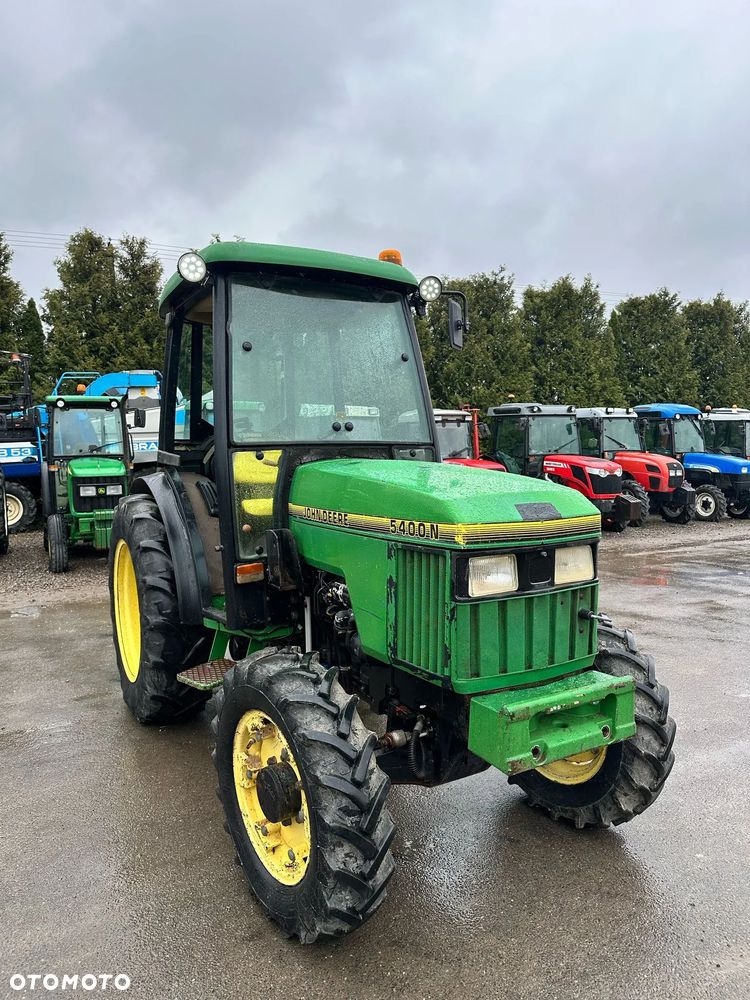 John Deere 5400N - 2