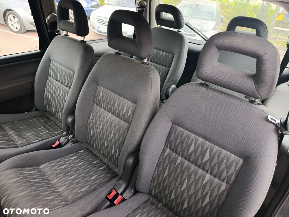Ford Galaxy TDI Ambiente - 8