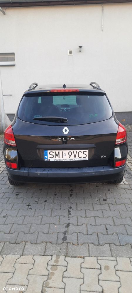 Renault Clio 2011 photo 4