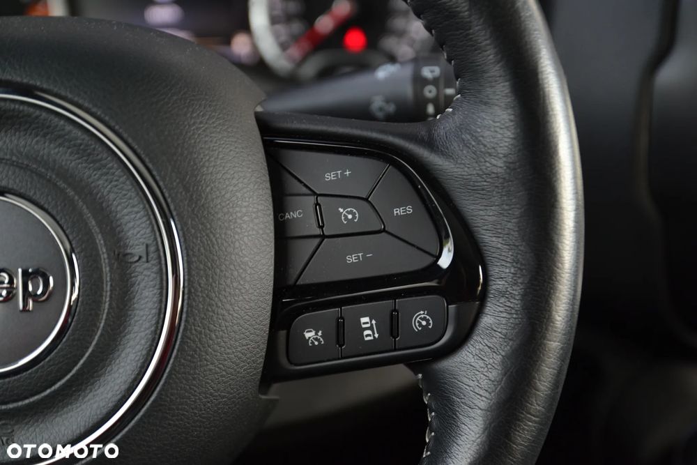 Jeep Renegade 1.3 GSE T4 Turbo 80th Anniversary FWD S&S - 36