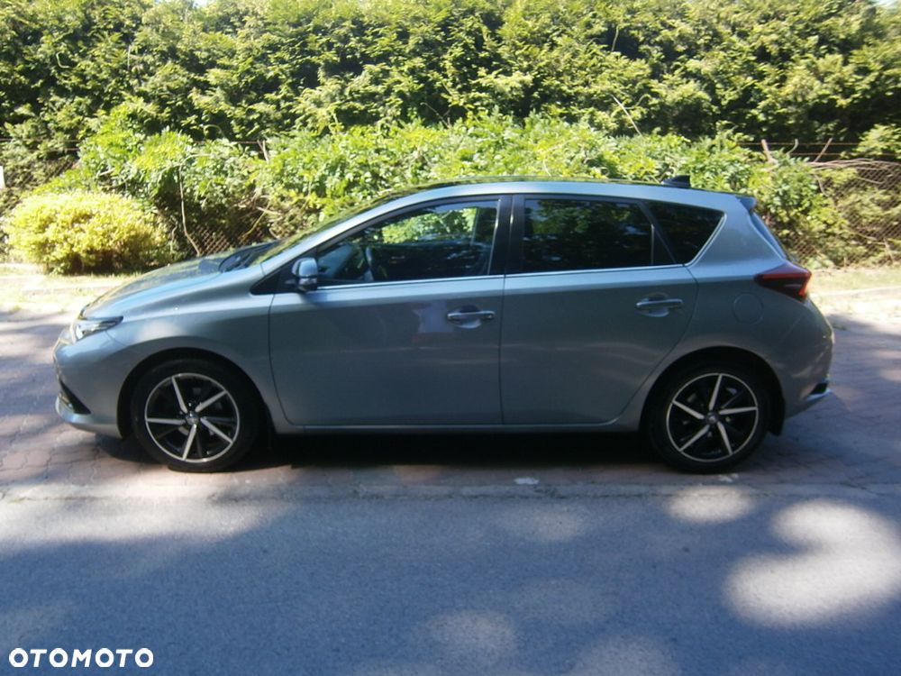 Toyota Auris 1.2 T Prestige - 2