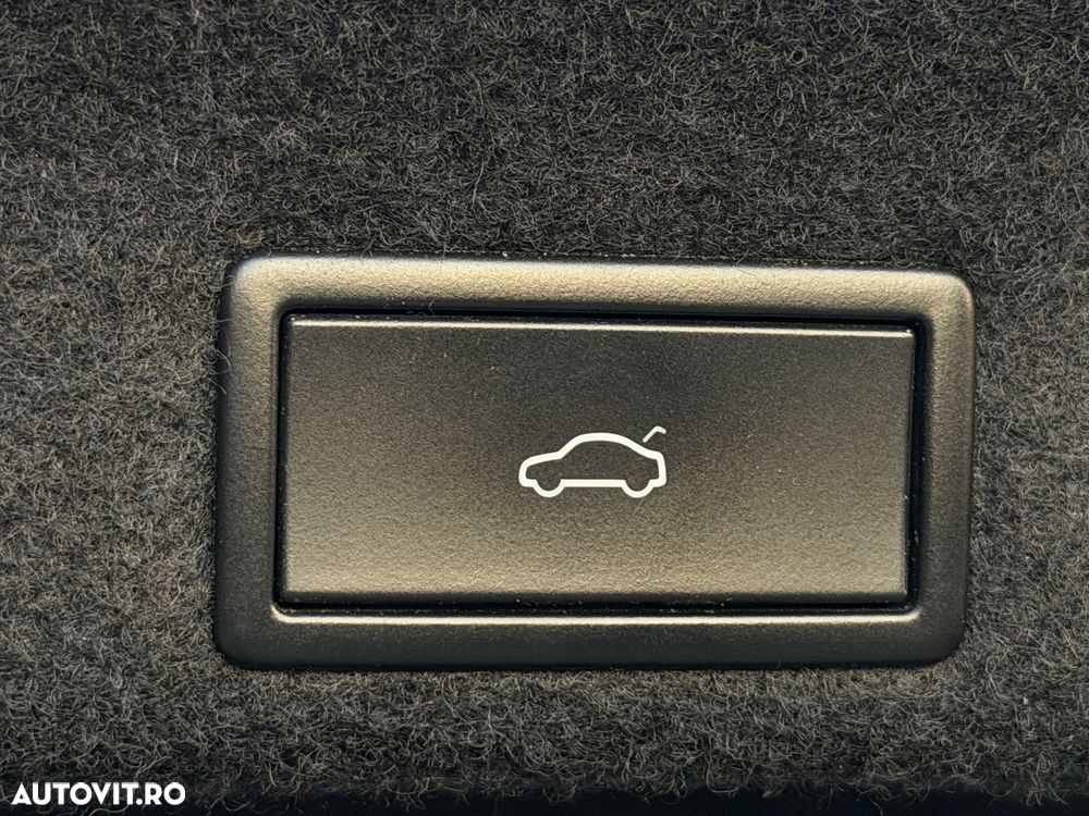 Volkswagen Passat 2.0 TDI SCR DSG Highline - 25