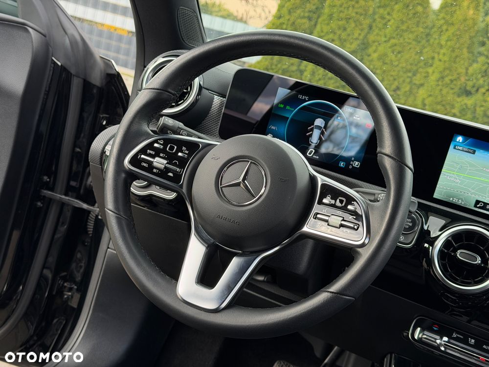 Mercedes-Benz CLA 220 d 8G-DCT - 21