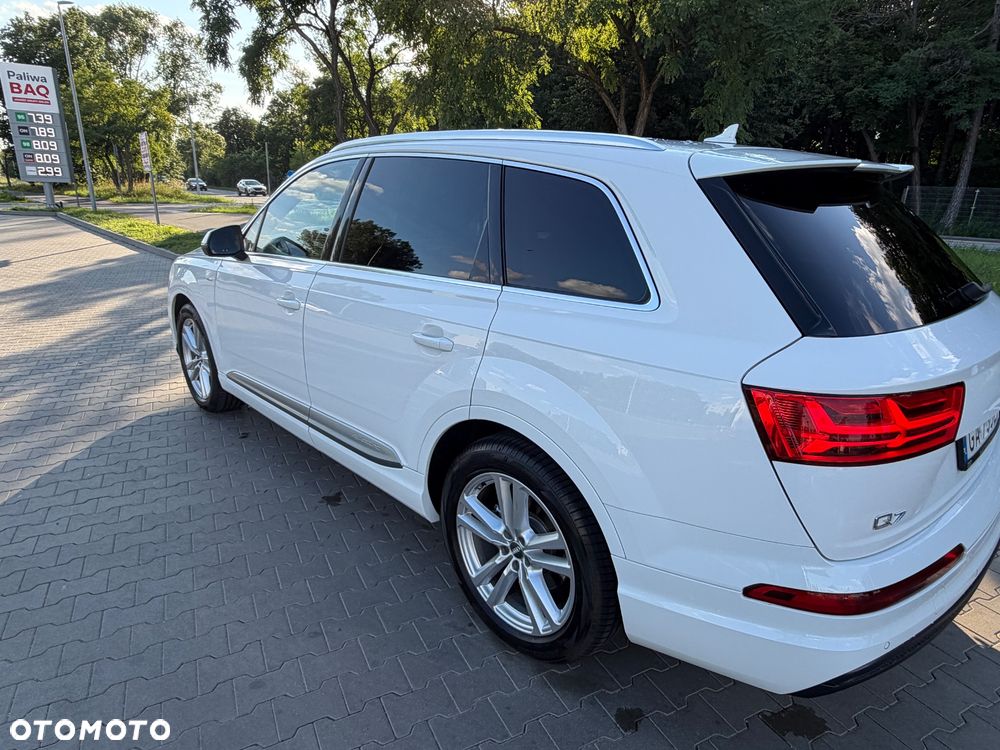 Audi Q7 - 3